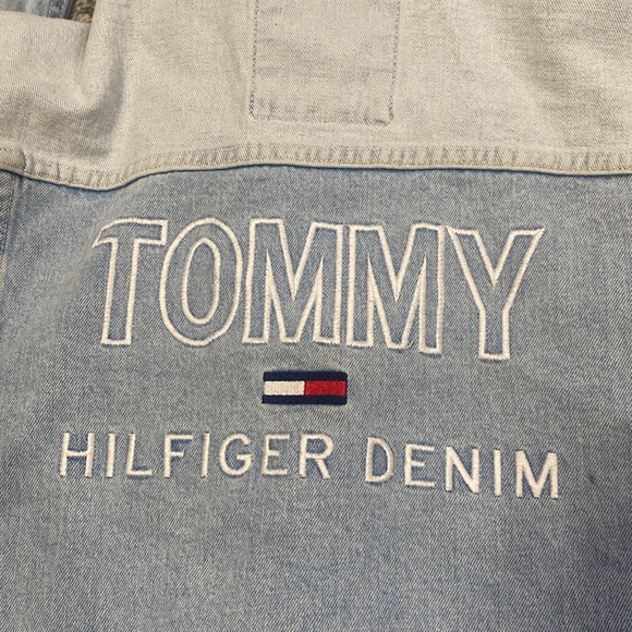 Tommy Hilfiger denim, trucker jacket, size medium - Picture 8 of 11